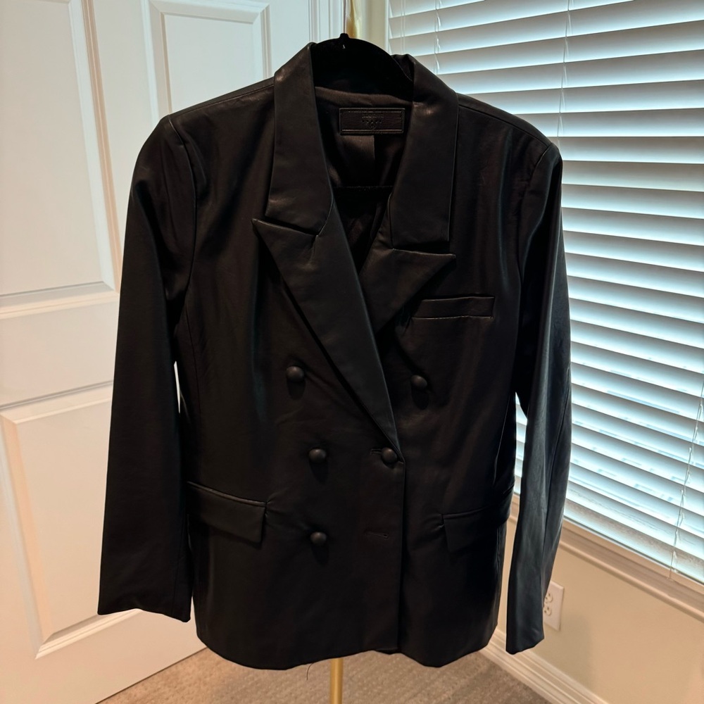 BlankNYC black faux leather blazer 
Size medium
